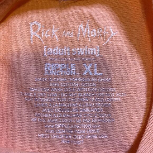 Rick And Morty Graphic Tee Women’s Size Extra Large Peach Summer And Tinkles - Picture 3 of 5